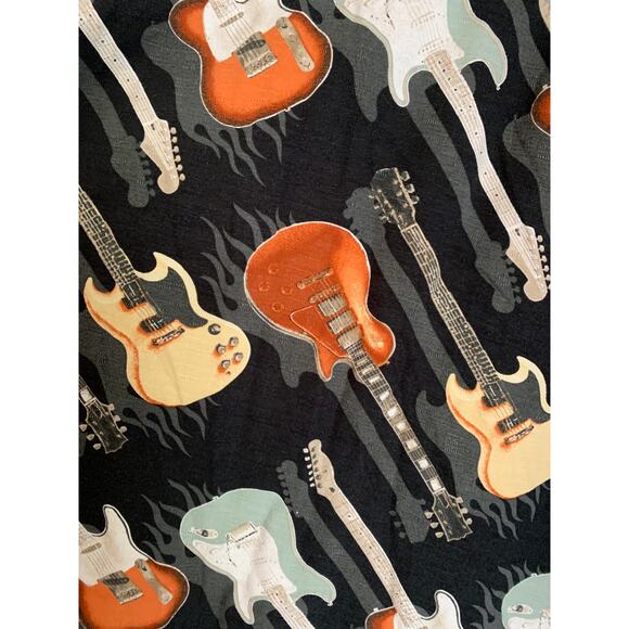 ClearWater Outfitters Guitar Men's  Large Black Print Short Sleeve Button Up - Picture 6 of 6